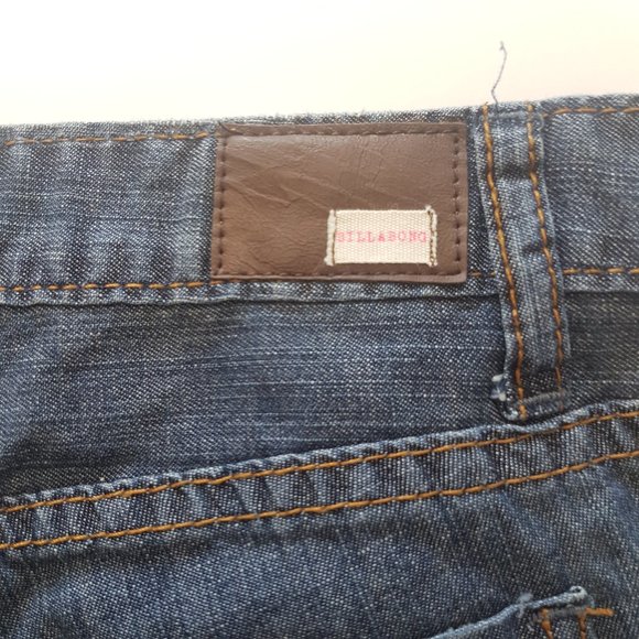 ⭐Billabong Low Rise Jean Shorts Size 7 - Picture 6 of 8